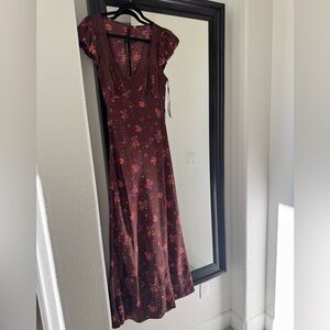 NWT Free People Butterfly Babe Maxi Dress
Floral Lace Bust Large $198